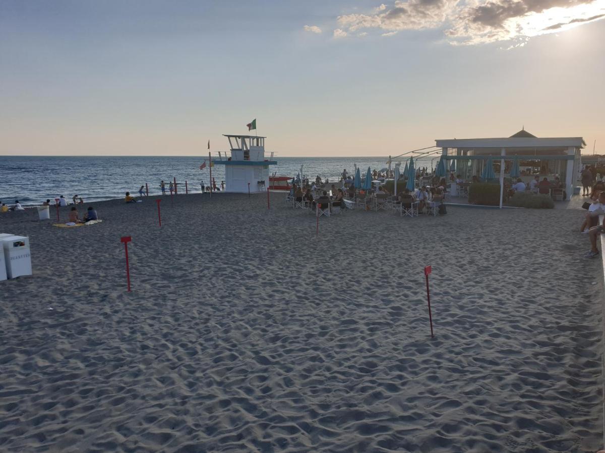 Apartmán Trilocale Lido Di Roma Lido di Ostia Exteriér fotografie